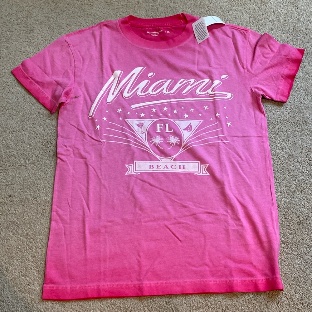Abercrombie & Fitch Miami Graphic Tshirt